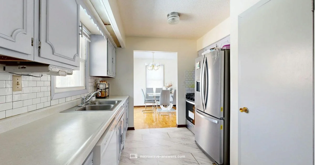 Dorm-Ready Mini Microwave - Microwave Answers