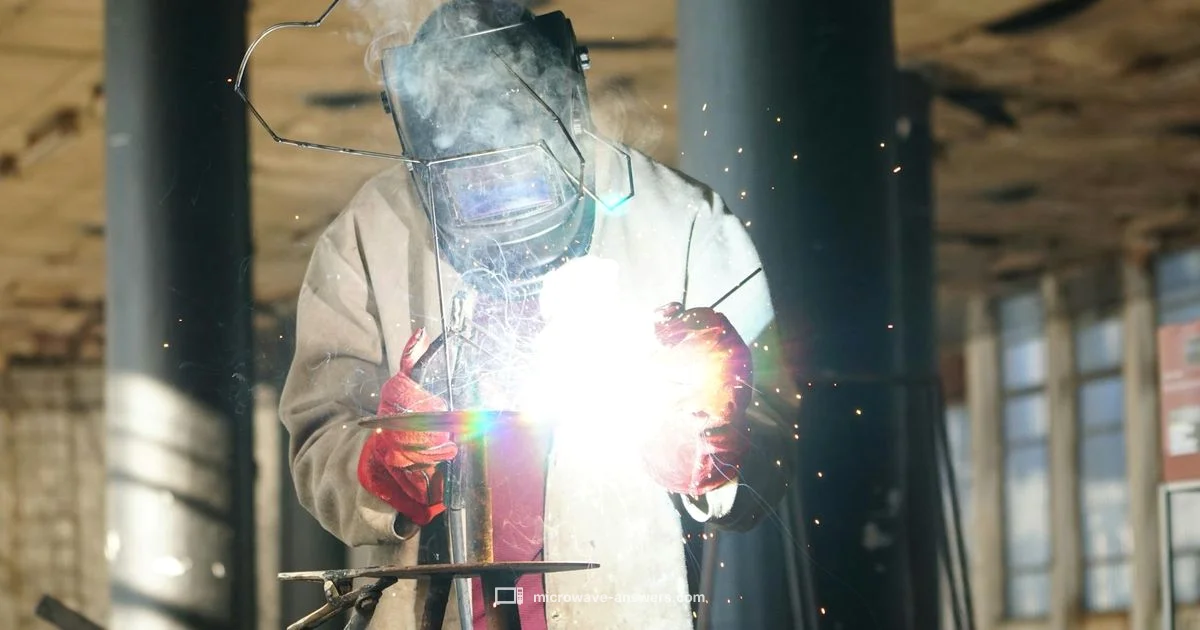 Metal and Microwave - Microwave Answers